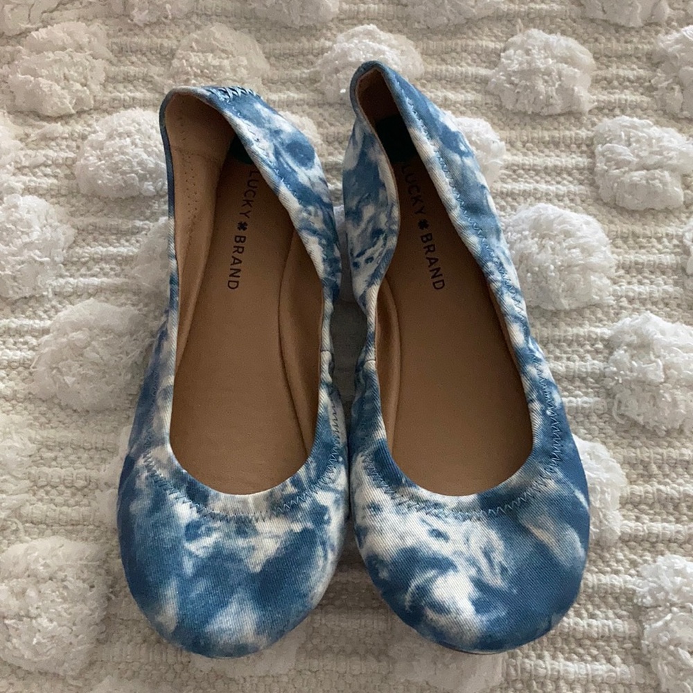 Lucky Brand Blue and White Tie-Dye Ballet Flats